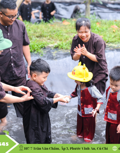 T&aacute;t Mương Bắt C&aacute; &ndash; Trải Nghiệm D&acirc;n D&atilde; Đậm Chất Miền Qu&ecirc; Tại Đất Th&eacute;p Farm, Củ Chi